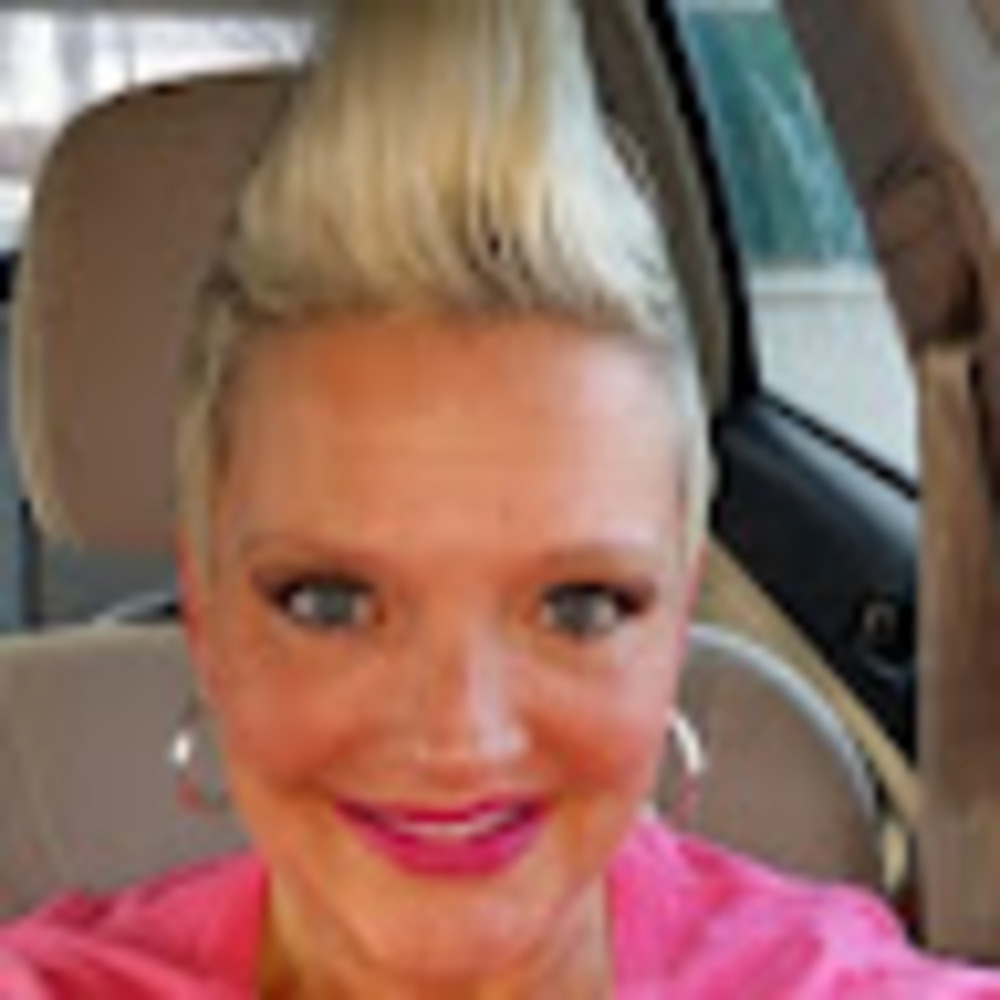 Meet your Posher, Carrie ann